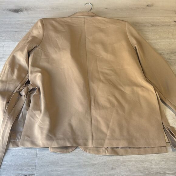 Great Jones Tan Blazer L NWT in packaging - Picture 10 of 10